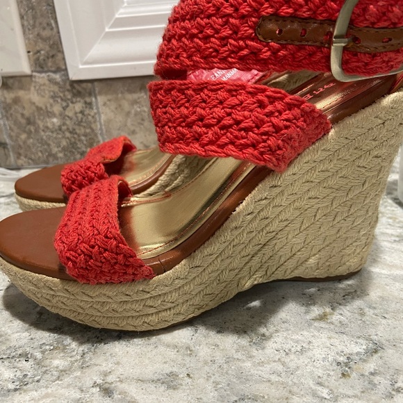 BAMBOO Shoes - Bamboo Wedges- Size 8 Coral